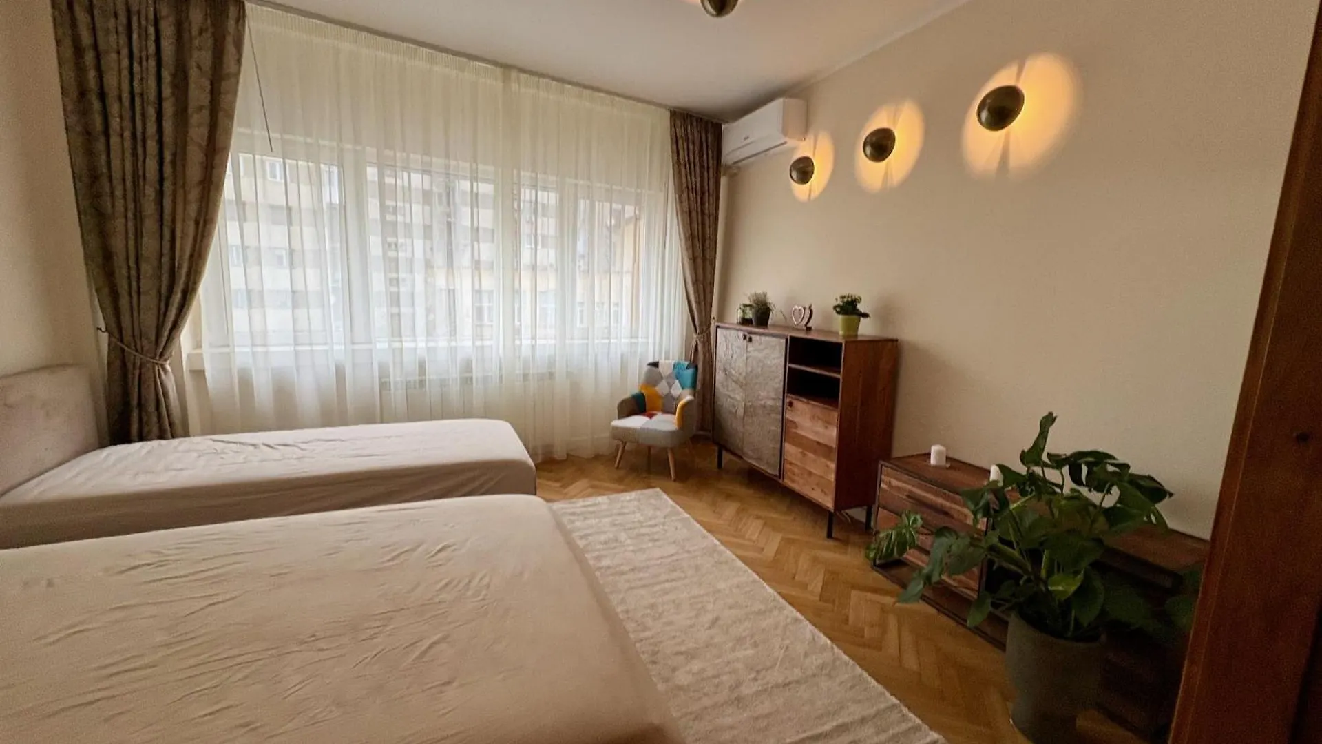 Historic Old Town With 4K Cinema Apartment Bucharest